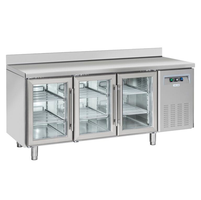 Kjølebenk med oppkant 3 glassdører SRG3200 60 cm dybde Kjølebenk med glassdører kjøkkenutstyr