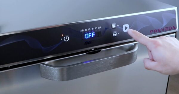 Oppvaskmaskin Aristarco Tømme og såpe pumpe 230V-1F ~ 230V-3F ~ 400V Underbenk oppvaskmaskin kommersielt kjøkken